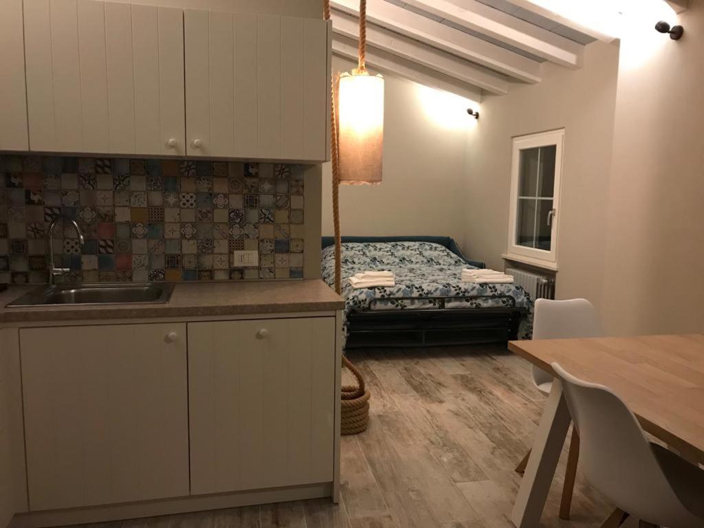 Redhouse Pesina Villa Costermano Eksteriør billede