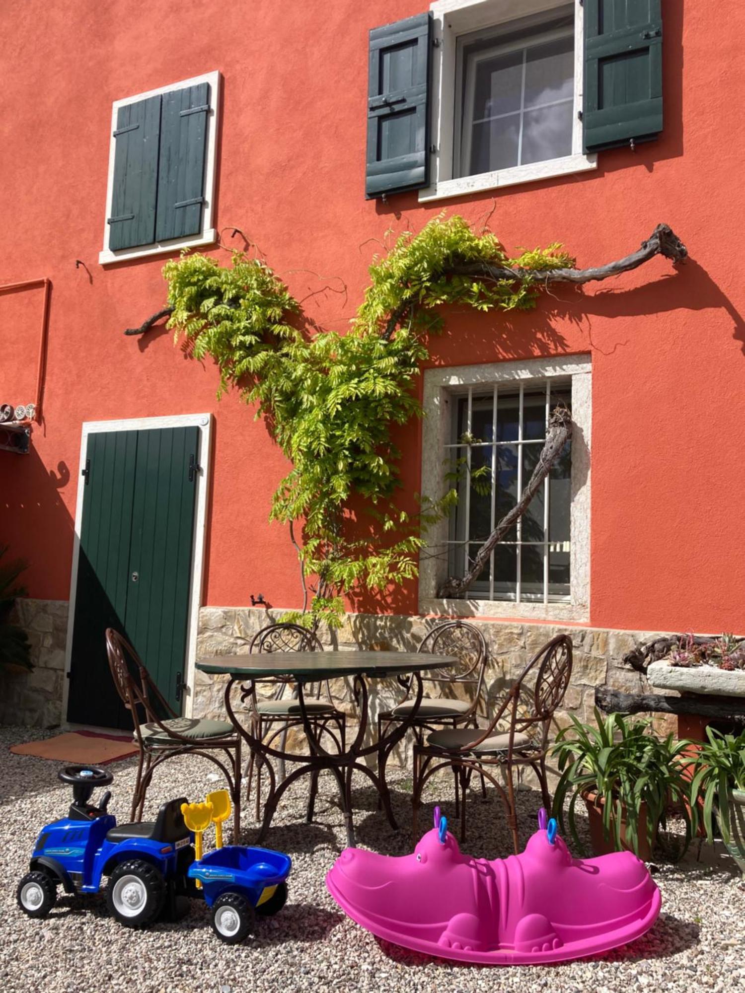 Redhouse Pesina Villa Costermano Eksteriør billede
